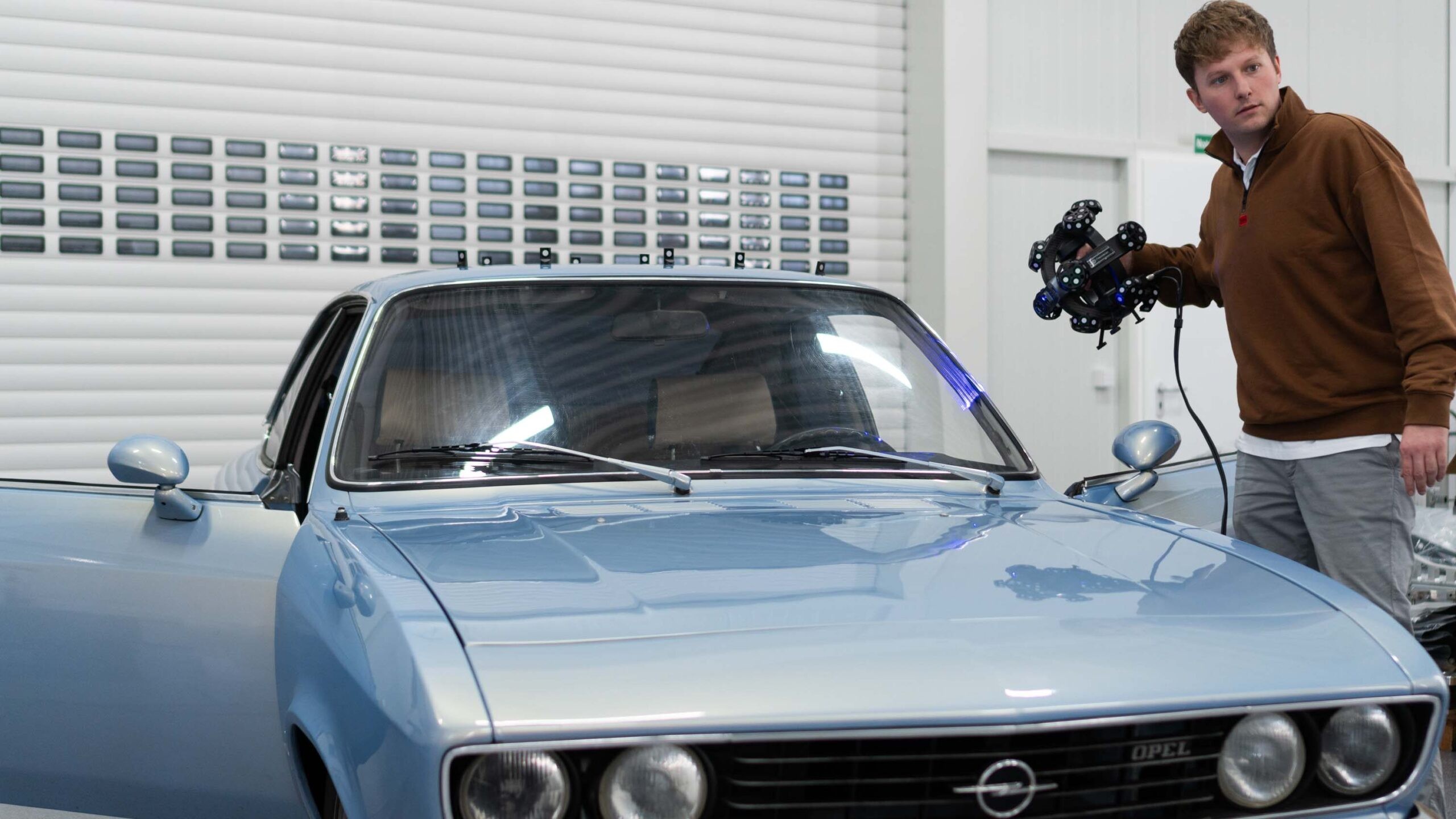 Detailed 3D scan of a classic car, showcasing automotive restoration applications