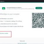 Illustration of how to log in to WhatsApp Web without scanning a QR code.