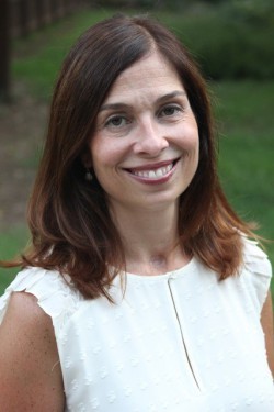 Headshot of Amy Widener, sepsis survivor